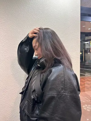 セミロング カラー カーリーパーマ/ 透明ｶﾗｰ/MIKUのヘアスタイル