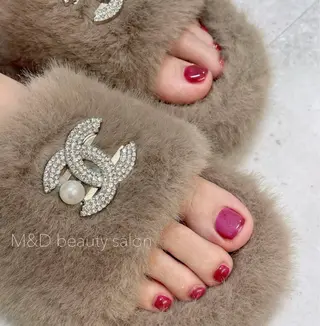 ネイル M&D Beauty Salon 銀座店所属・M&D銀座 AYAのネイルデザイン