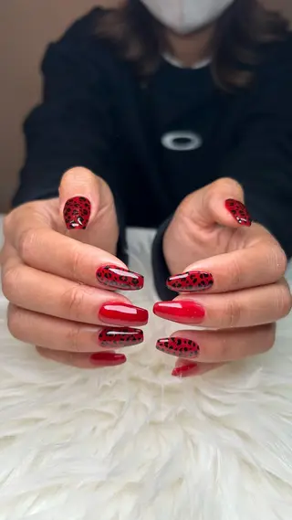 ネイル Shine'an Maaiのネイルデザイン