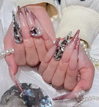 ネイル BARON LISAのネイルデザイン