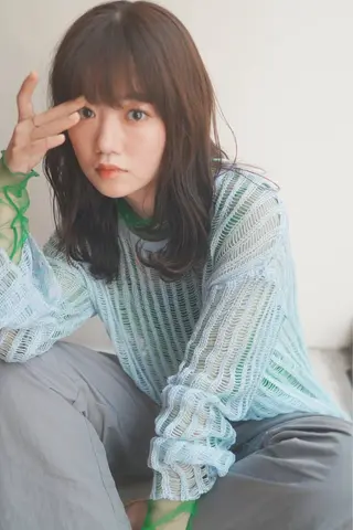 セミロング カラー hina💟 透明感カラーのヘアスタイル