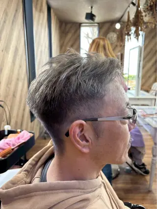 ショート カラー メンズ 美容室ラファエロ所属・raffaello ~Reoのヘアスタイル