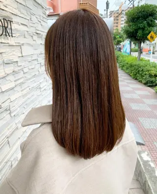セミロング ゆうき あすかのヘアスタイル