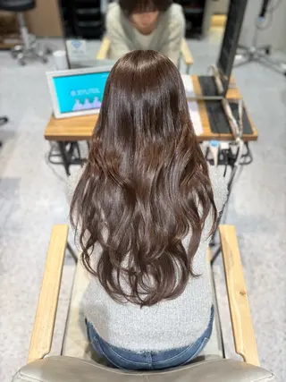 ロング カラー ブリーチ/マツエク 𝓡𝓲𝓷🫧のマツエク・マツパデザイン