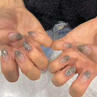 ネイル RIFARE 代々木 藤田のネイルデザイン