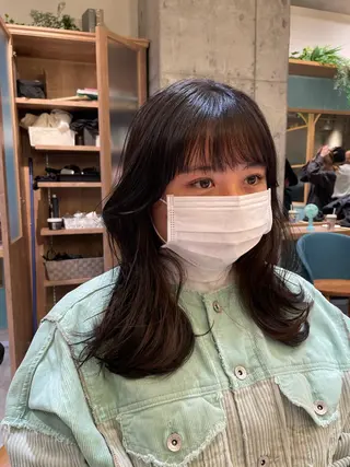 セミロング レイヤー/ブリーチ ♥️【木坂 桃歌】のヘアスタイル