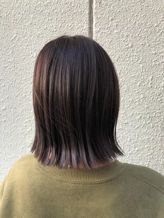 ミディアム 艶カラー🩵💛 NANAのヘアスタイル