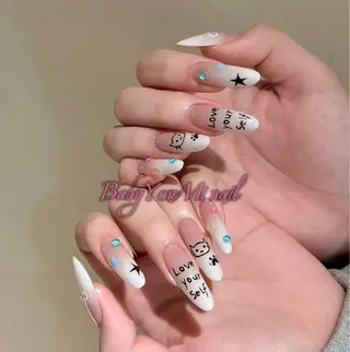 ネイル 相沢 さやかのネイルデザイン