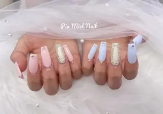 セミロング momo 長さだしのネイルデザイン