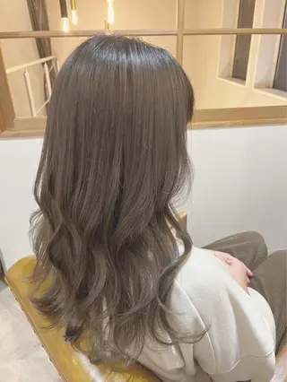 セミロング PACE所属・ayumi ／透明感カラーのヘアスタイル