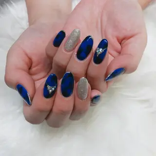 ネイル luxe NailDesignのネイルデザイン