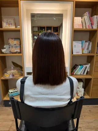 セミロング afloatkobe所属・美髪/髪質改善 川口凌弥のヘアスタイル