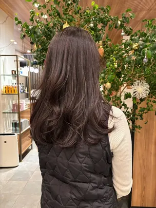 セミロング カラー 穂乃香 BEAUTRIUMのヘアスタイル