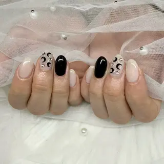 ネイル Emieux Saraのネイルデザイン