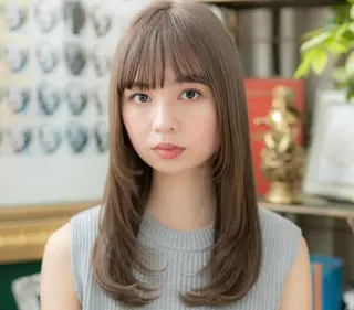 ロング パーマ ✨くびれスタイル✨️ 戸嶋穂乃香のヘアスタイル