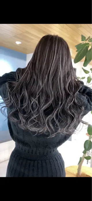 カラー 宮田 颯士のヘアスタイル