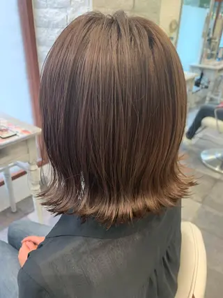 ミディアム カラー EARTH 福岡天神赤坂店のヘアスタイル