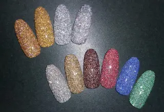 ネイル 柴田 彩のネイルデザイン