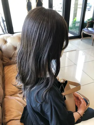 ロング カラー 金子 由有貴のヘアスタイル