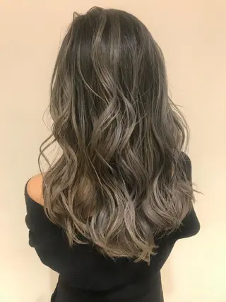 ミディアム カラー AMI Hair  supply所属・髪質改善カラー 韓国風レイヤーのヘアスタイル