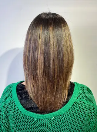 セミロング AmphiTokyo 池邉智成のヘアスタイル