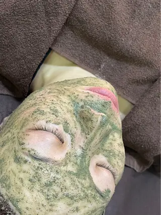 肌質改善 陶器肌🌿のエステ・リラクイメージ