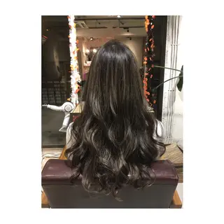 ミディアム セミロング ロング カラー パーマ アオガミ （前髪顔周りカット）のヘアスタイル