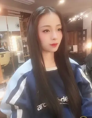 セミロング sinistra シニストラ　足利山下店所属・シニストラ足利 原宿表参道のカラーのヘアスタイル