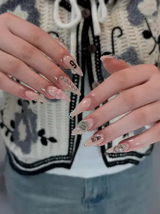 ネイル Eli Nails 新宿のネイルデザイン