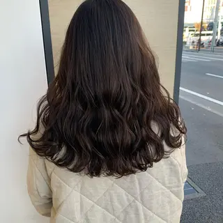 ロング ウスイ ハルカのヘアスタイル