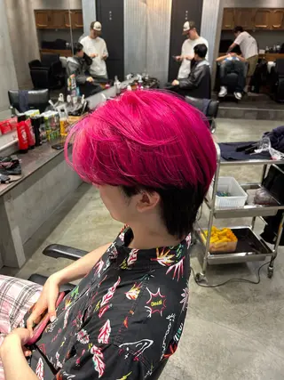 ミディアム カラー 【明大前フェード/ メンズパーマ/岳】のヘアスタイル