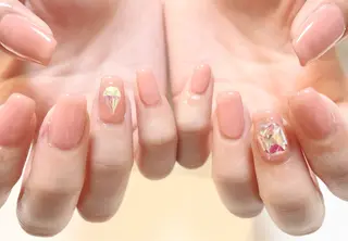 ネイル manis .のネイルデザイン