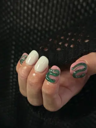 ネイル neouv所属・NEOUV_ mikuのネイルデザイン