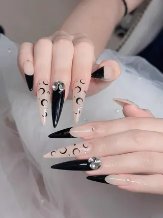 ネイル MORI ネイル SALONのネイルデザイン