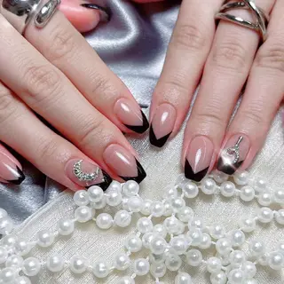 ネイル queens nailsalonのネイルデザイン