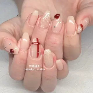 ネイル R inのネイルデザイン