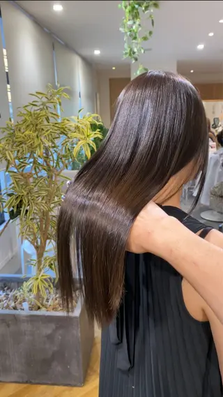 セミロング カラー yate'/ Wカラー/小出捷也のヘアスタイル