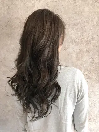 ミディアム カラー パーマ nubes所属・🌟高田 聖菜🌟のヘアスタイル