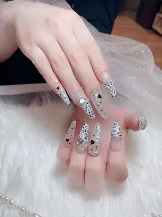 ネイル Queen Nail Salon所属・Queen Nail Salonのネイルデザイン