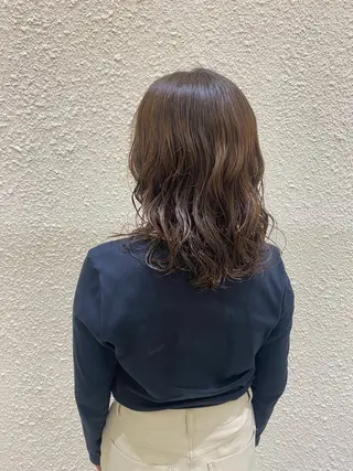 ミディアム パーマ que所属・que/清水 未蘭のヘアスタイル