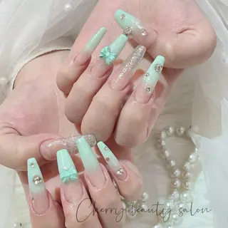 ネイル SAKURA 🍒のネイルデザイン