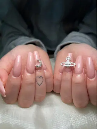 ネイル lucky nail 歌舞伎町のネイルデザイン