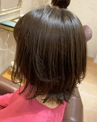 ミディアム カラー ブリーチなし✨艶髪 カラー𓃲YAGIのヘアスタイル