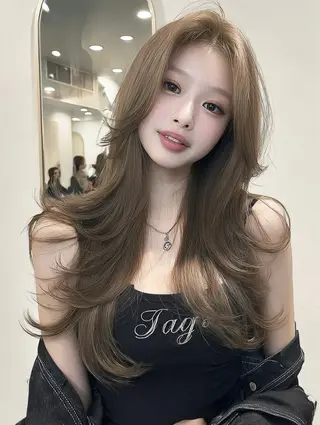 カラー 美容師＆アイリスト 秋山  沙有🎀🪽のマツエク・マツパデザイン