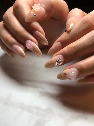 ネイル Total Beauty LUANA所属・LUANA 里菜のネイルデザイン