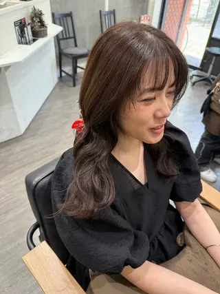 セミロング カラー 艶髪レイヤー上田 紗也🇰🇷💗のヘアスタイル