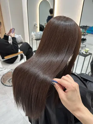 ロング カラー 赤み消し/オリーブ カーキ/福田れんのヘアスタイル