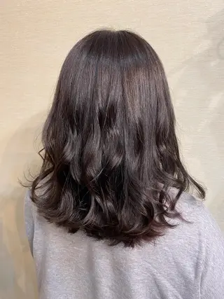 ミディアム カラー Tr　Spa Salon Careのヘアスタイル