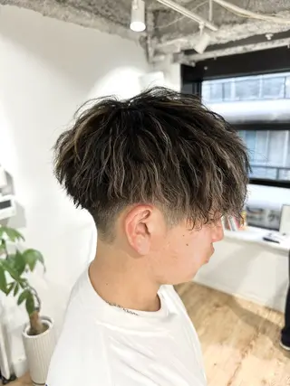 ショート カラー パーマ ヘアアレンジ メンズ SALOWIN京都河原町Suite店所属・外国人風レイヤー/ ハイトーンSHUのヘアスタイル