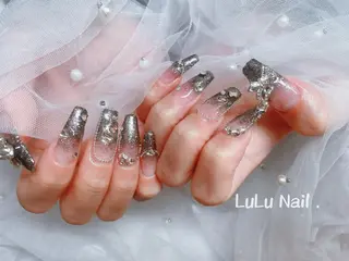 ネイル LULU Nail Salon 新宿所属・LU LU NailSalonのネイルデザイン
